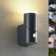 Lindby Aspyn udendørs LED-væglampe, 1 lk, sensor