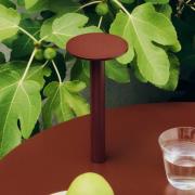 HAY LED-batteridrevet bordlampe HOST PORTABLE, rustrød, 22 cm, IP44