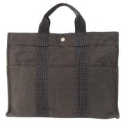 Pre-owned Canvas totes