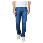 Slim-fit jeans