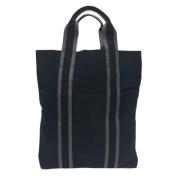 Pre-owned Canvas totes