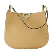 Grain Leather Rockstud Hobo Taske