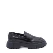 H629 Loafers