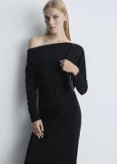 MANGO Offthe-shoulder Ruffled Dress Kvinde Black Maxi Kjoler Str S - h...