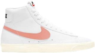 Nike Blazer mid '77 Kvinde White Sneakers Str 41 - Læder hos Magasin