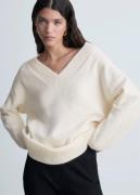 MANGO Oversized Vneck Sweater Kvinde Light Beige Sweaters Str M - hos ...